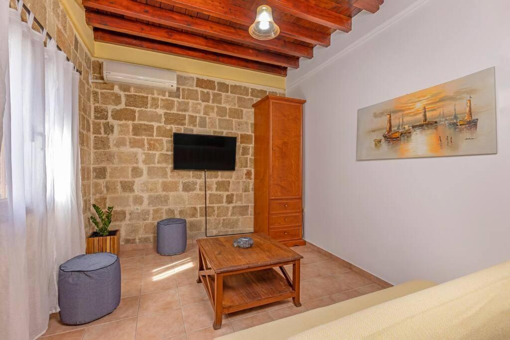 Margaritis Luxury Medieval House Rhodes City Exterior foto